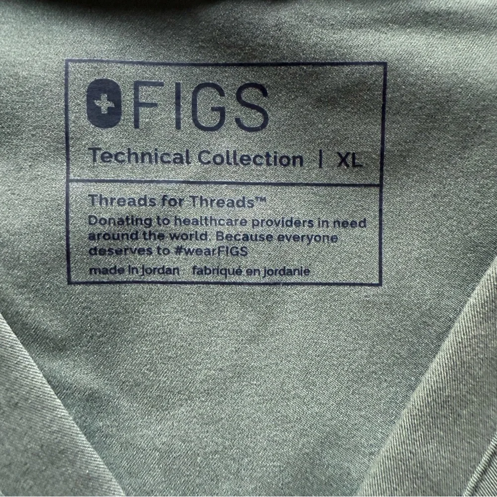 Figs Casma in Moss Size XL - Picture 2 of 2